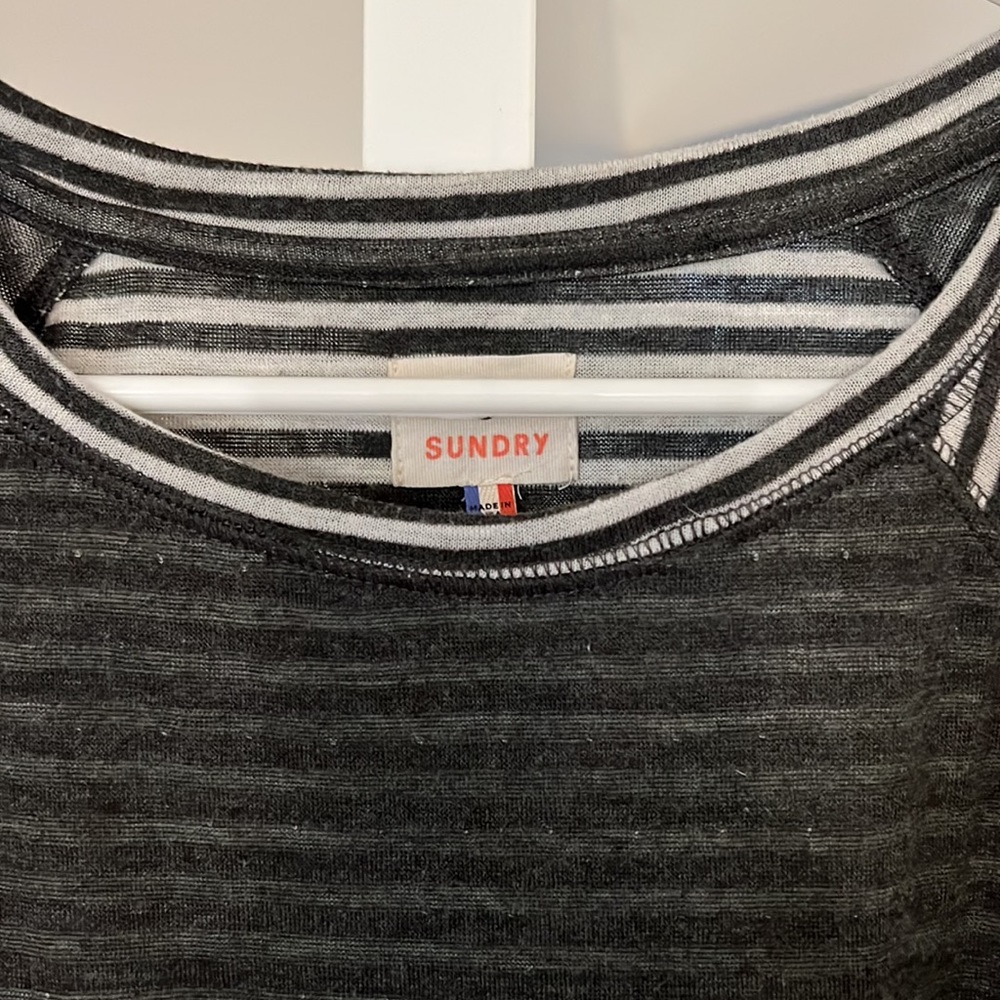 Striped Raglan Dress - Picture 5 of 7